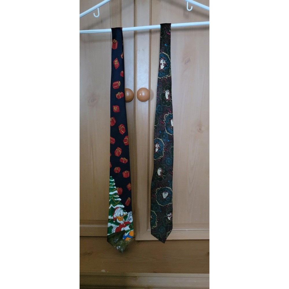Looney tunes abd disney christmas Ties